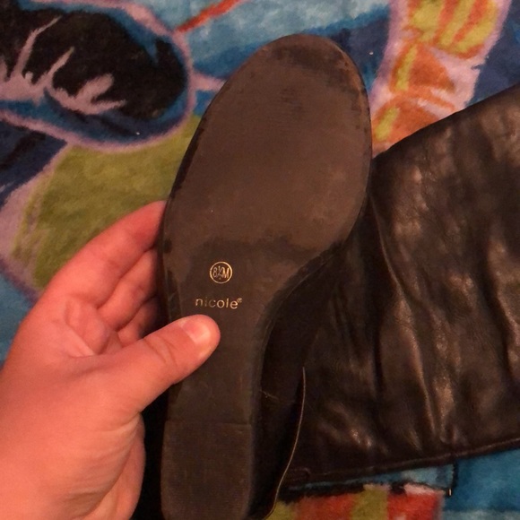 Boots - Picture 3 of 3